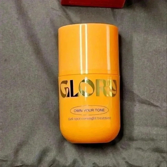 Glory‎ own your tone dark spot overnight treatment - Picture 1 of 6
